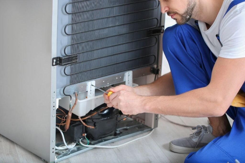 The expert uses A2L refrigerants in commercial refrigeration, air conditioning systems, and heat pumps.
